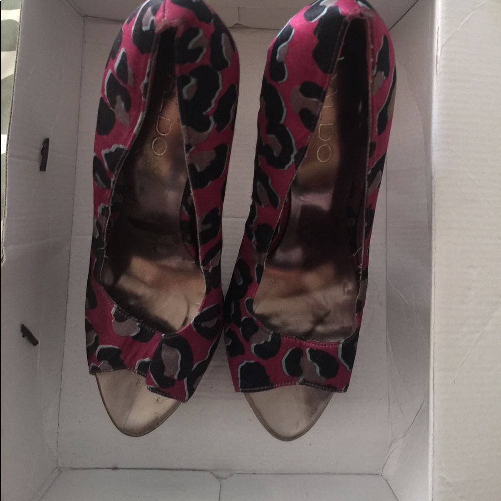 Multiple Color Animal print with platinum 6' heel