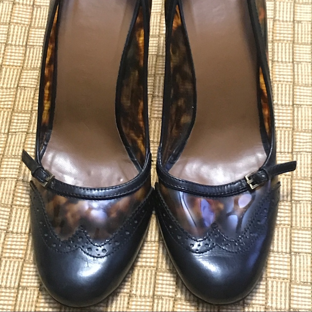 AUTHENTIC BURBERRY PUMPS