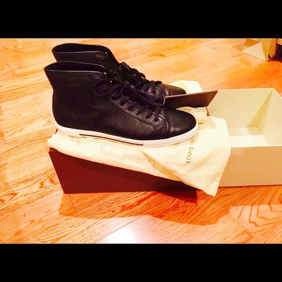 Louis Vuitton high top 11(us) Slightly used... - Picture 6 of 6