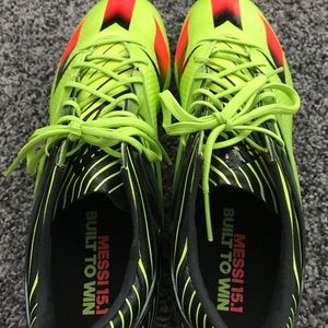Adidas Messi 15.1 soccer cleats