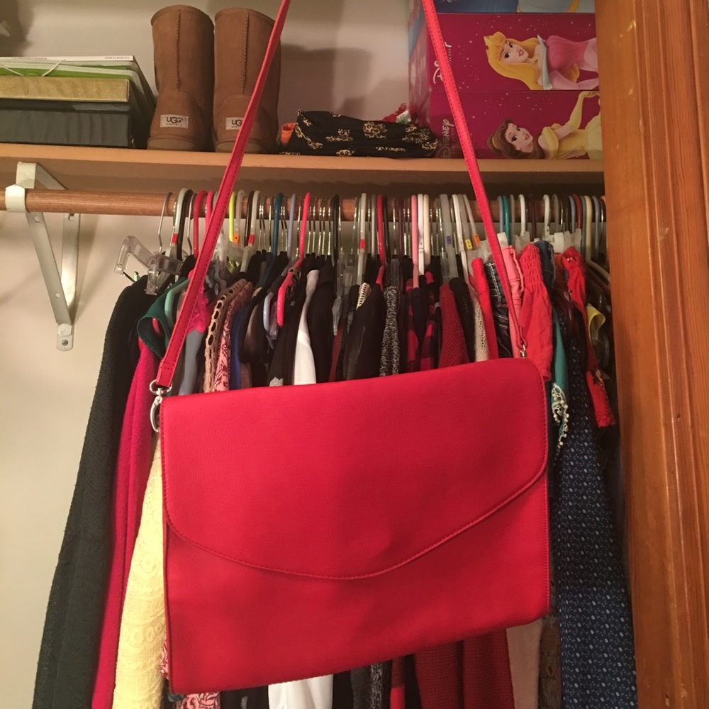 Adjustable purse
