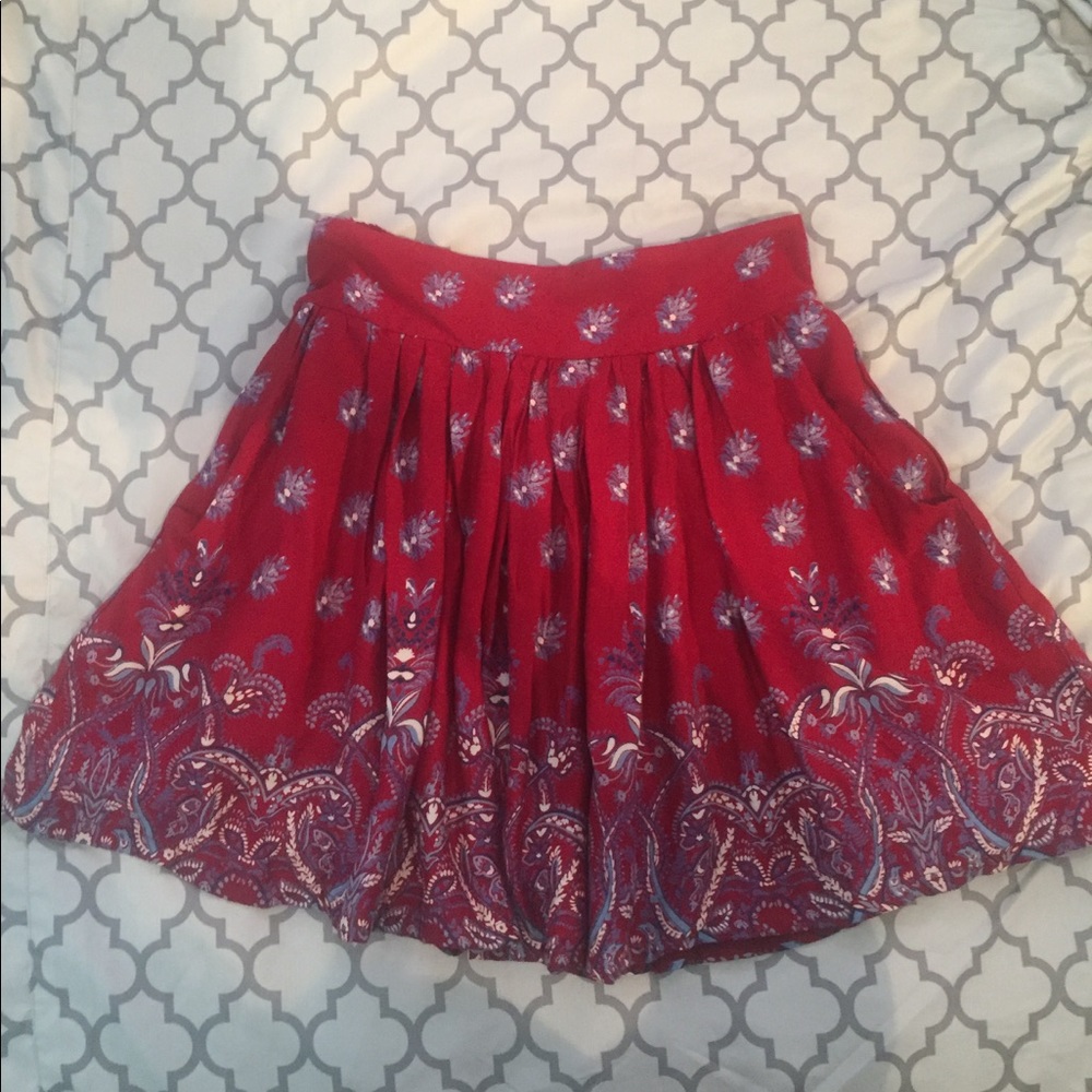 Adorable high waisted skirt