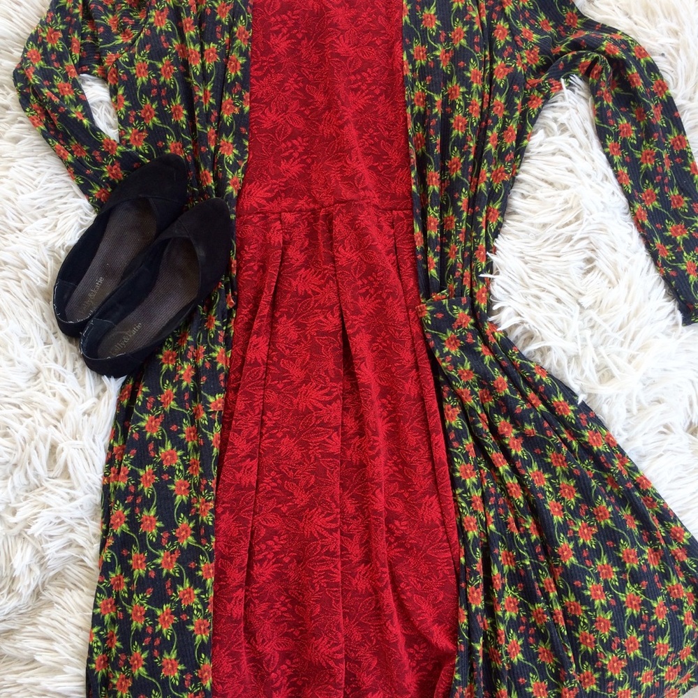 Sold Lularoe Amelia red - Picture 2 of 2