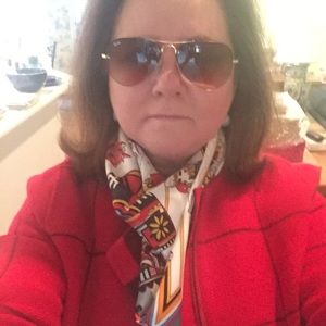 Meet your Posher, Deborah