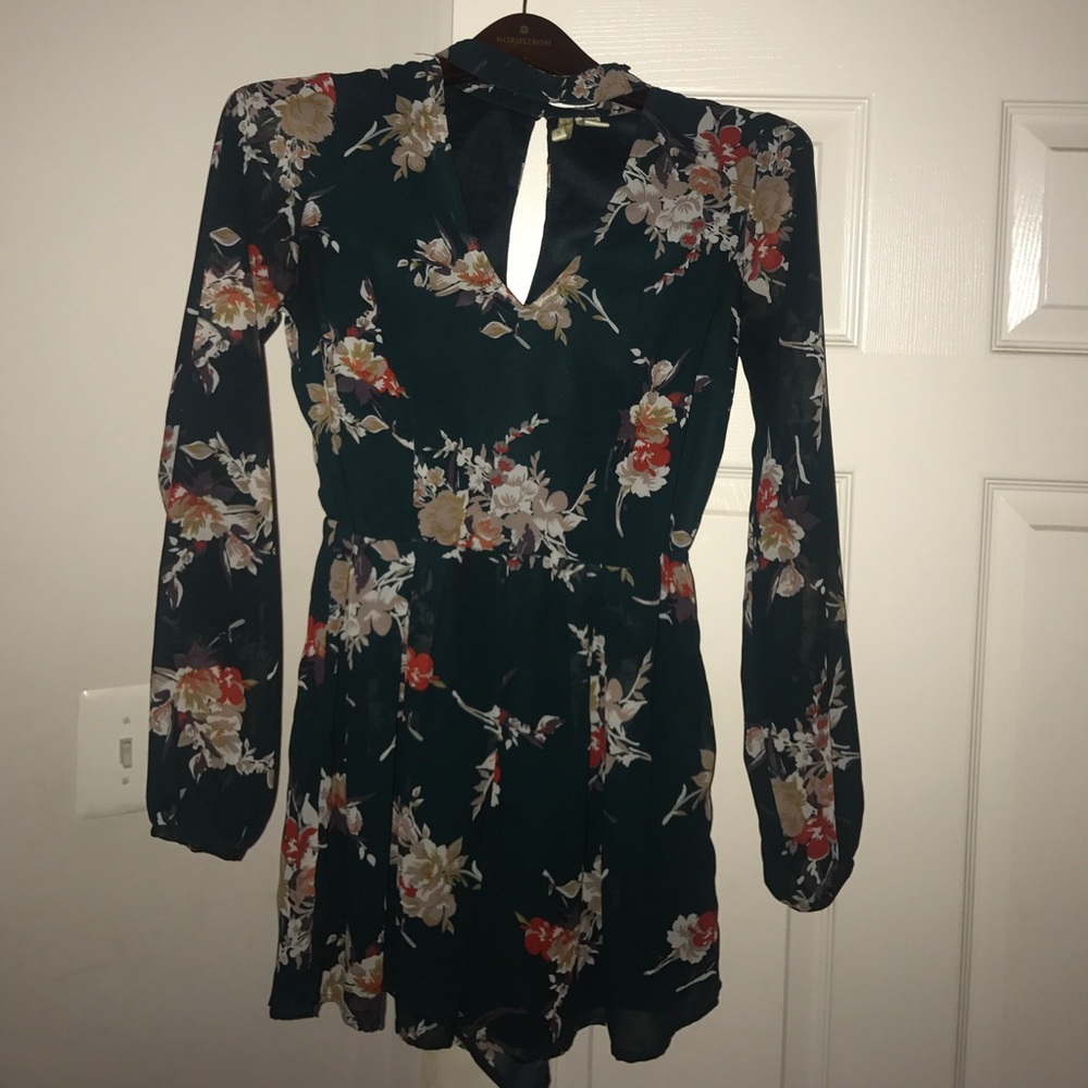 Newly used/gently used clothing for women