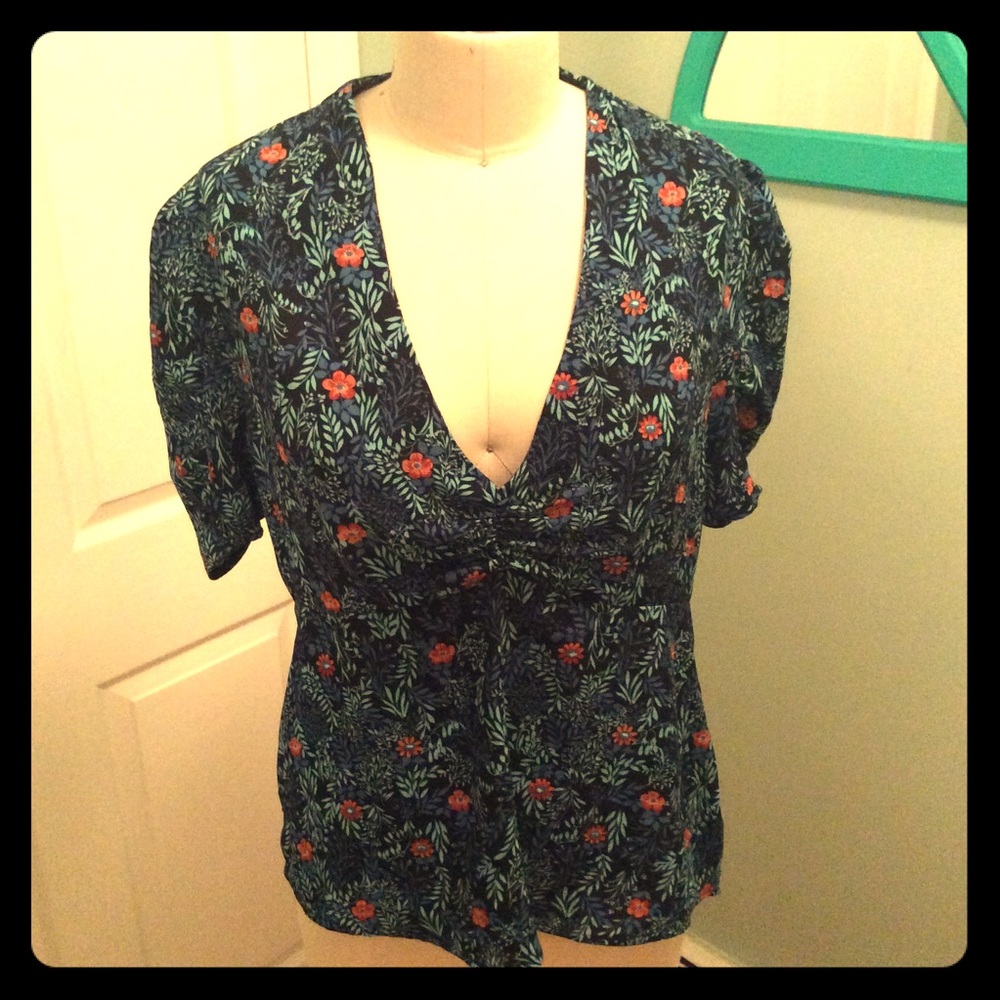 Topshop Floral Printed Fitted V Neck Blouse