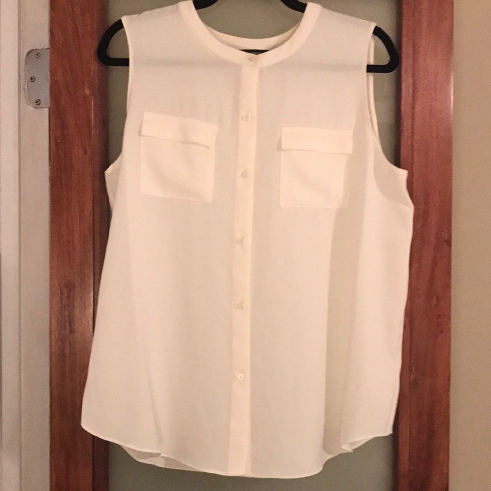 White flowy Blouse
