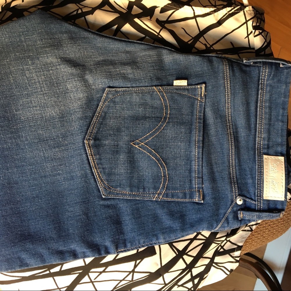 Cute Levi's