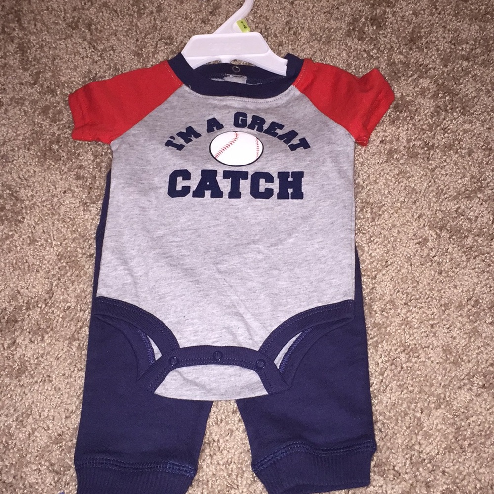 NB boys baseball outfit