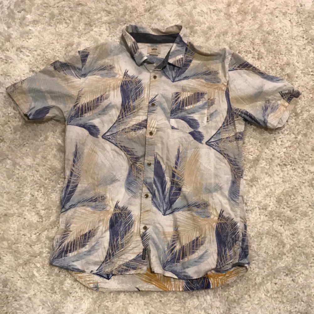 Vans button down shirt, size XL. Worn once!