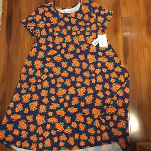 Lularoe NWT Carly L Blue with cute red roses 🌹