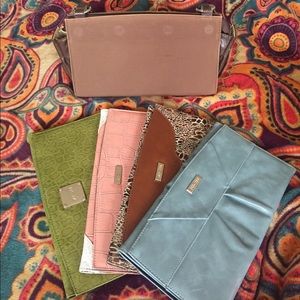 Miche purse with magnetic covers