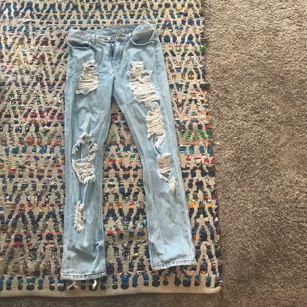HW distressed jeans