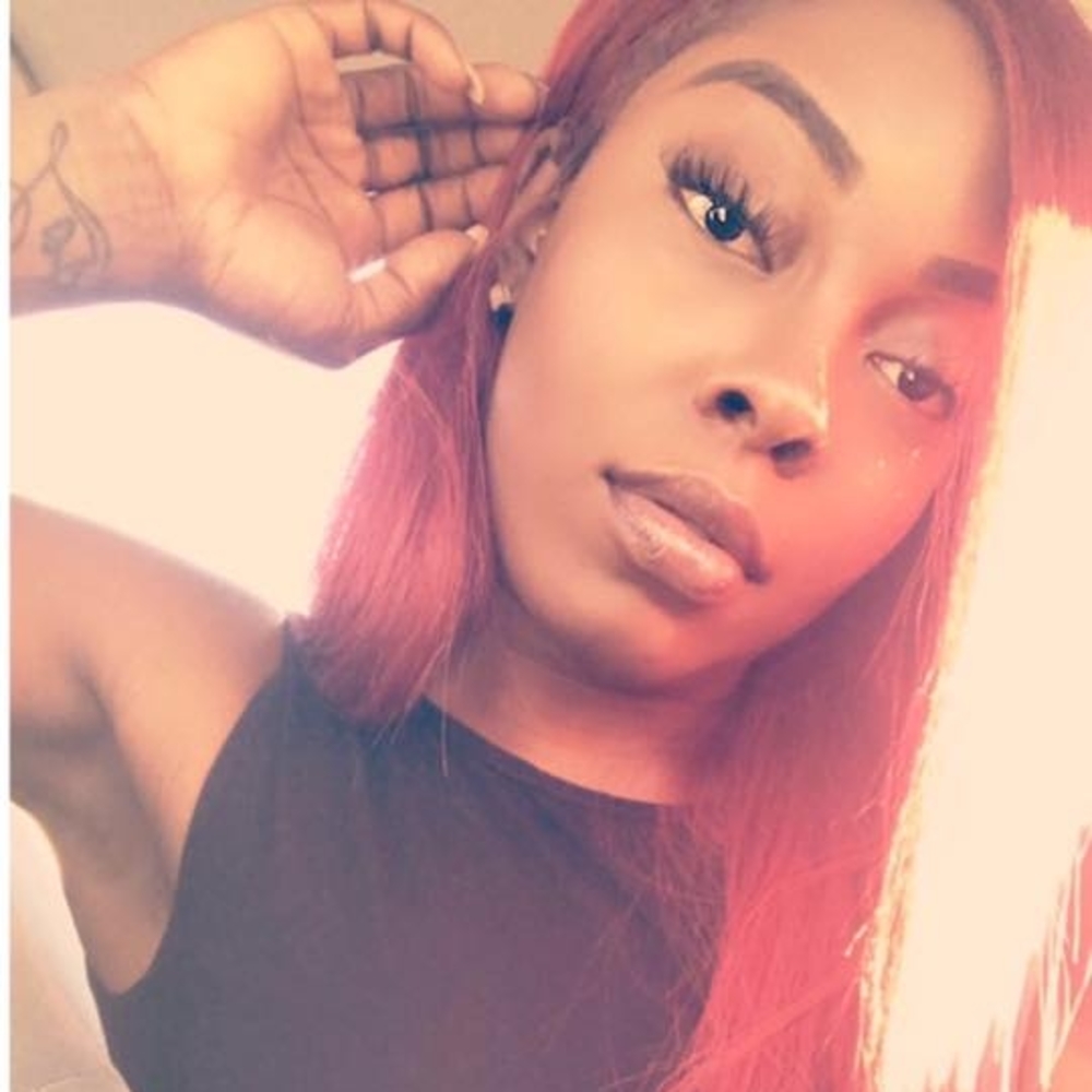 Meet your Posher, Tahvia