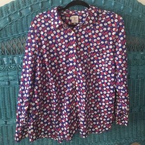 Gap cherry button up shirt XL