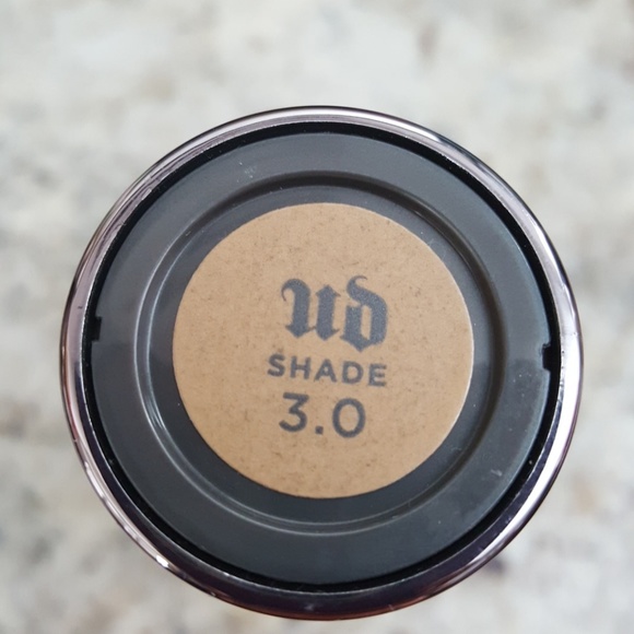 Makeup - Picture 2 of 2