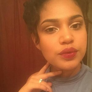 Meet your Posher, Alejandra