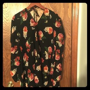 •Floral Long Sleeve Dress•