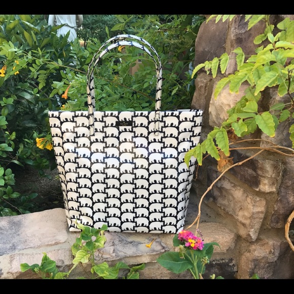 kate spade Handbags - Kate Spade polar Bear tote