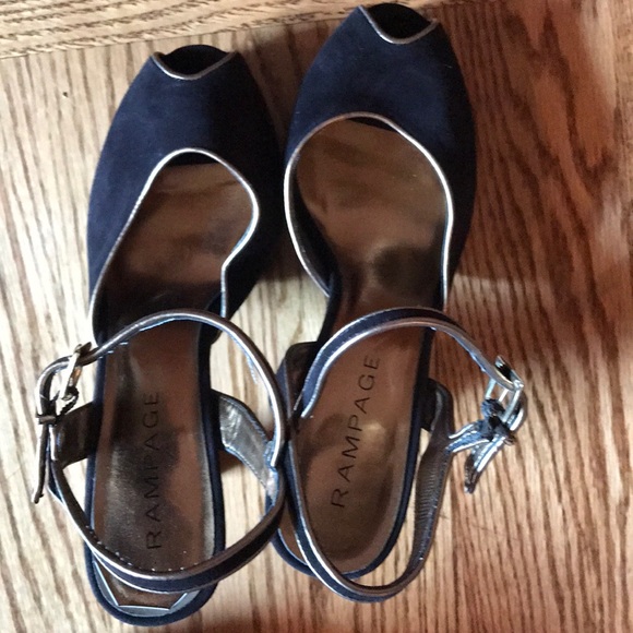 Shoes - Picture 3 of 3