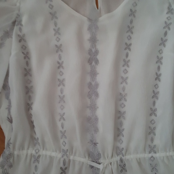 Top - Picture 2 of 2