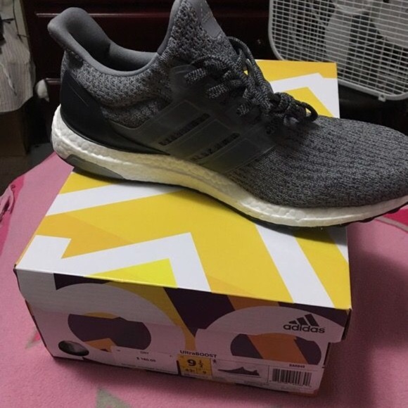 Mystery Grey Ultra Boost - Picture 2 of 2