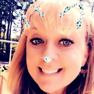 Meet your Posher, Christie