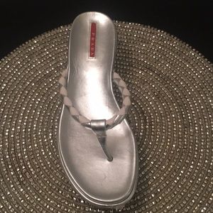 💃🏻Price Drop💃🏻Prada sandals