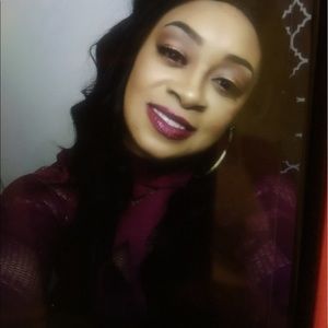 Meet your Posher, Tana