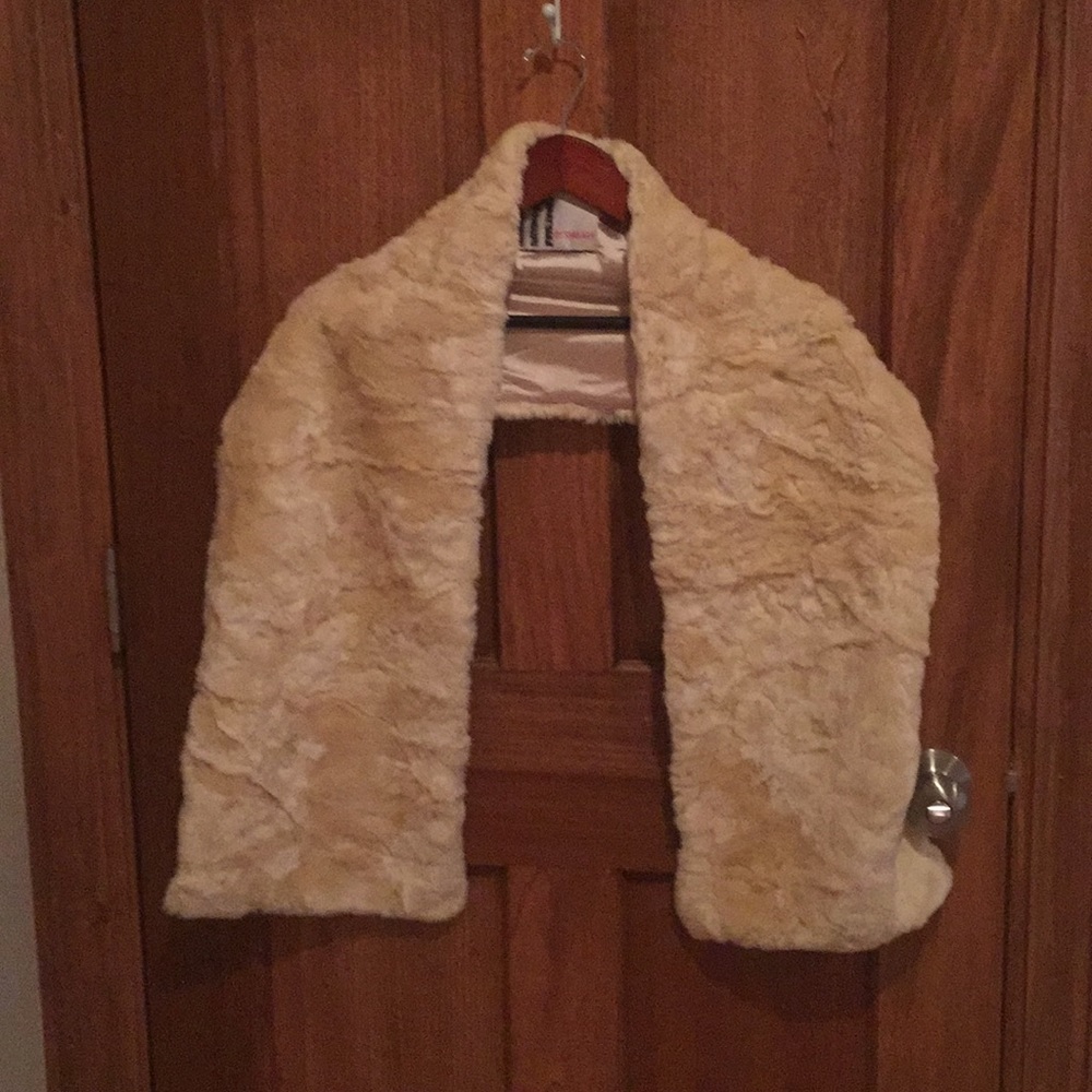 Italian fur shawl.  Cream faux fur and satin.