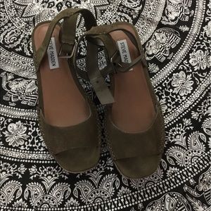 Steve Madden wedges