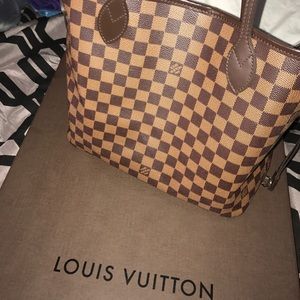 Authentic Neverfull Louis Vuitton handbag
