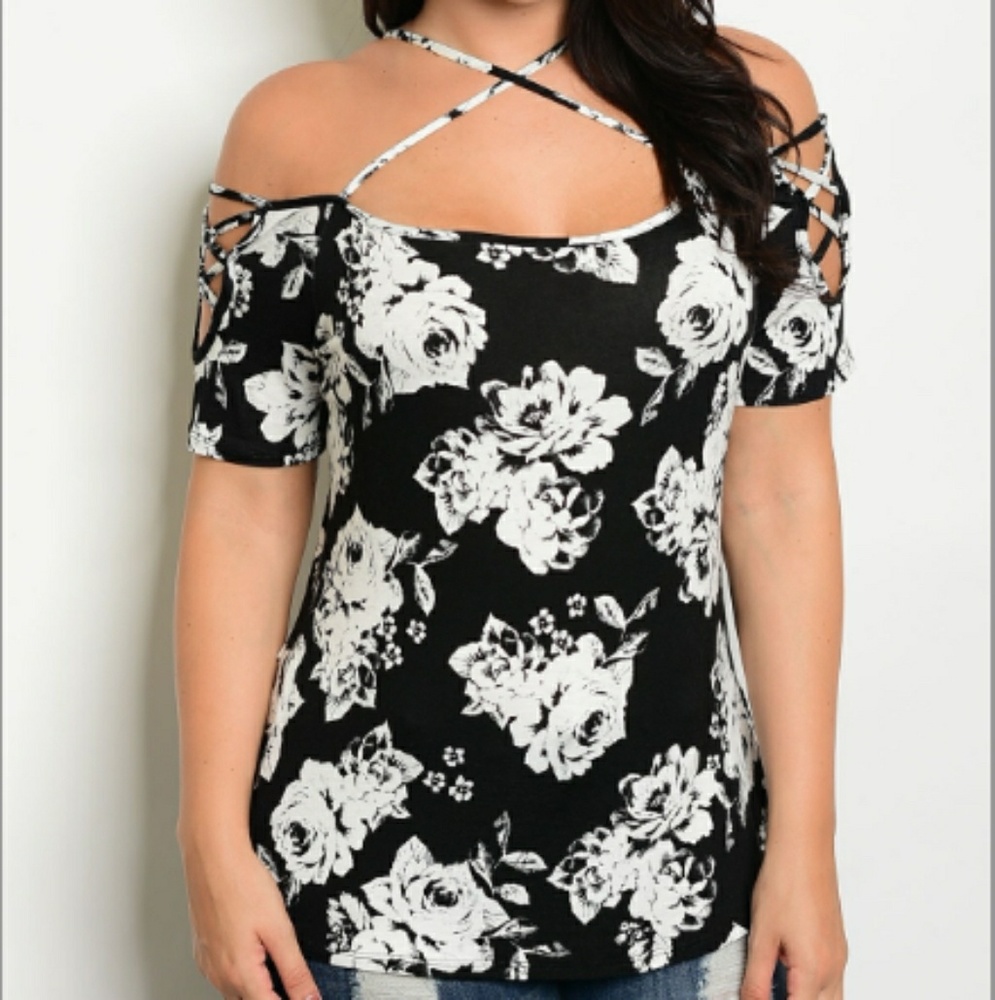 🆕✨Plus Size✨Floral Printed Top