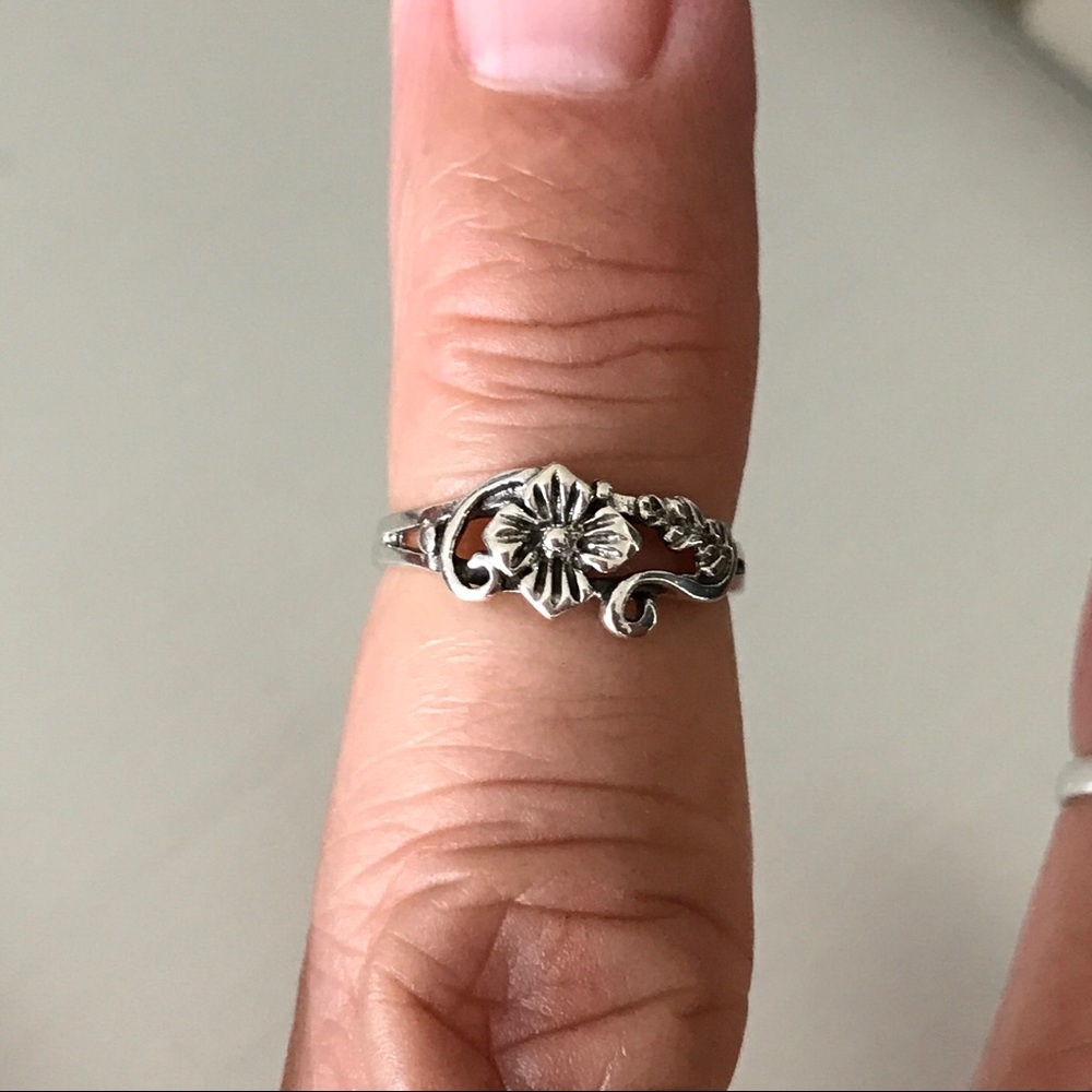 Sterling Silver Flower Toe Ring With Leaf And Swi… - image 5