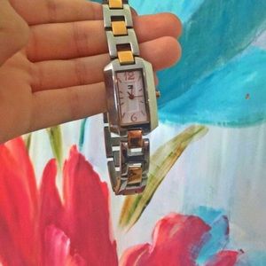 Tommy Hilfiger gold/silver watch