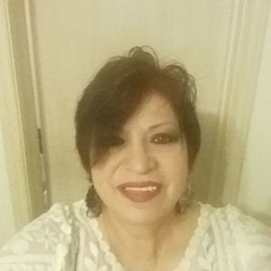 Meet your Posher, Criselia