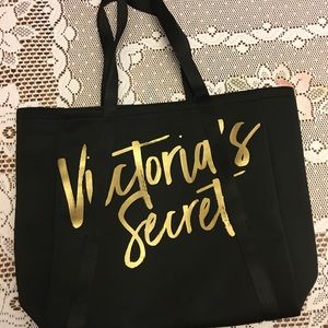Victoria Secret tote with insulated pockets