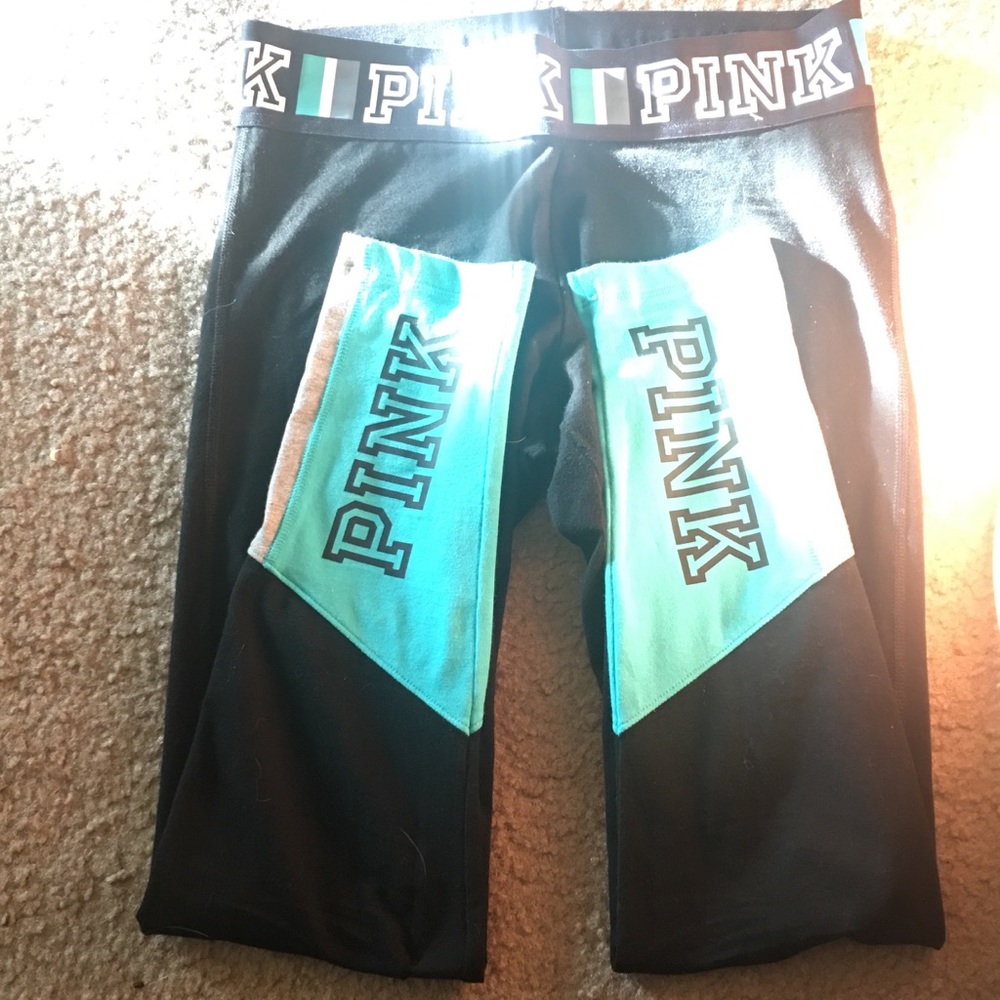 PINK Victoria's Secret Leggings - Picture 2 of 5