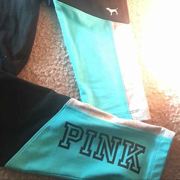 PINK Victoria's Secret Leggings - Picture 3 of 5