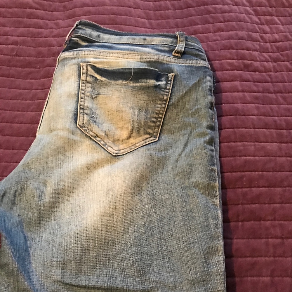 Faded capris