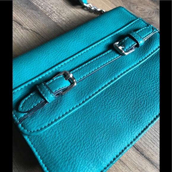 Kelly green purse - Picture 2 of 6