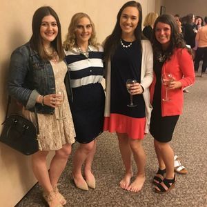 Meet your Posher, Lydia