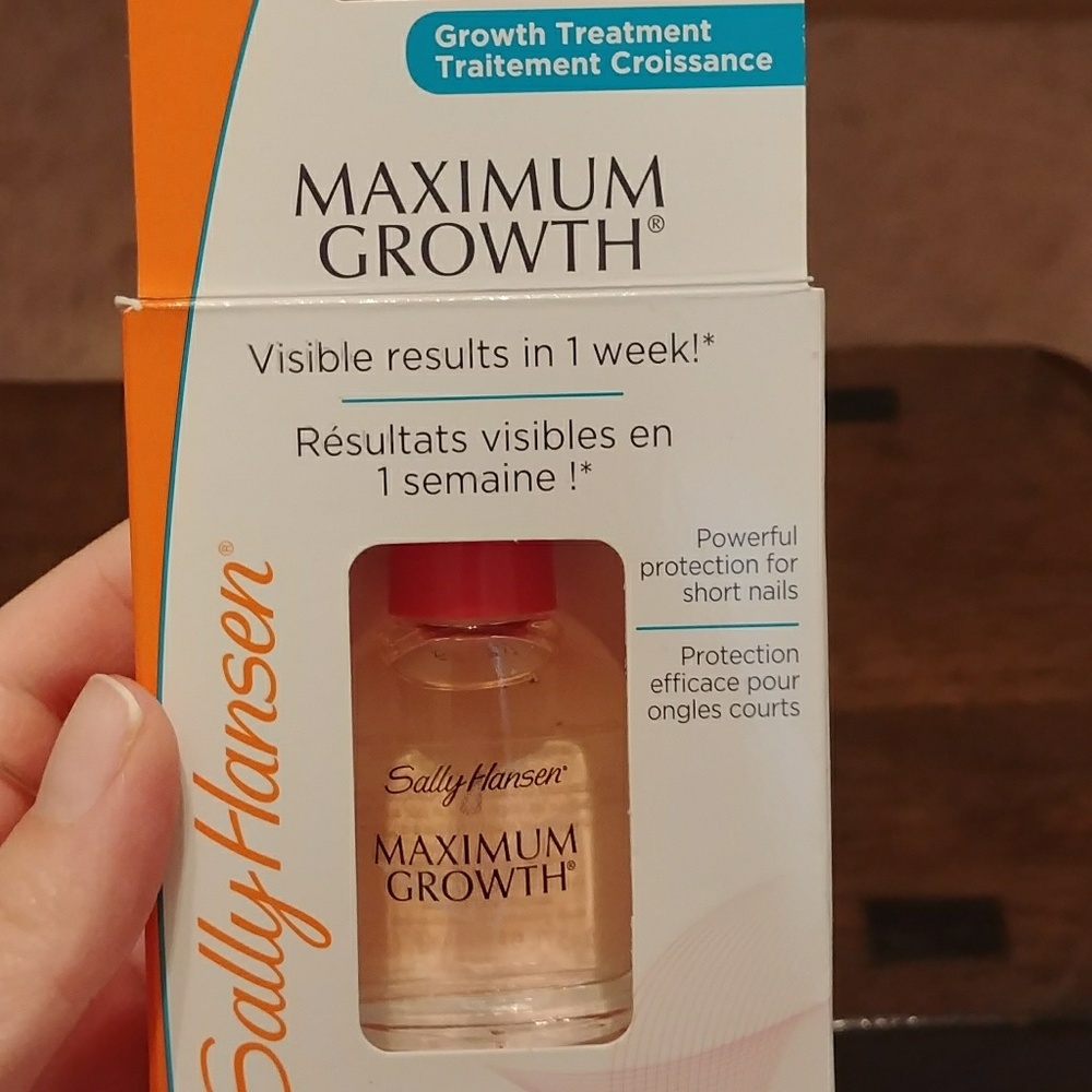 Sally Hansen maximum nail growth polish