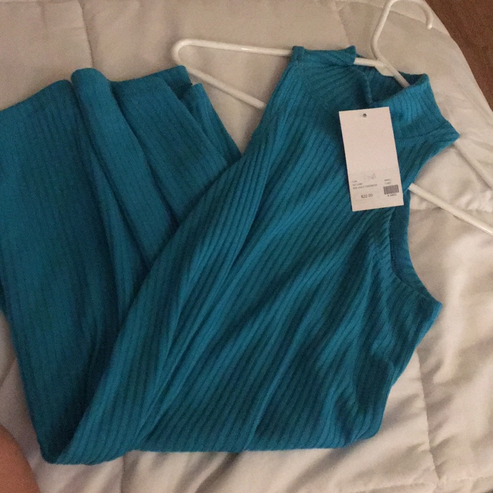 Casual blue turtle neck dress!