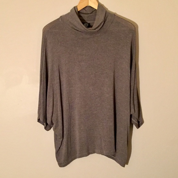 bobeau Sweaters - NWT Bobeau Mock Turtleneck Batwing Sweater