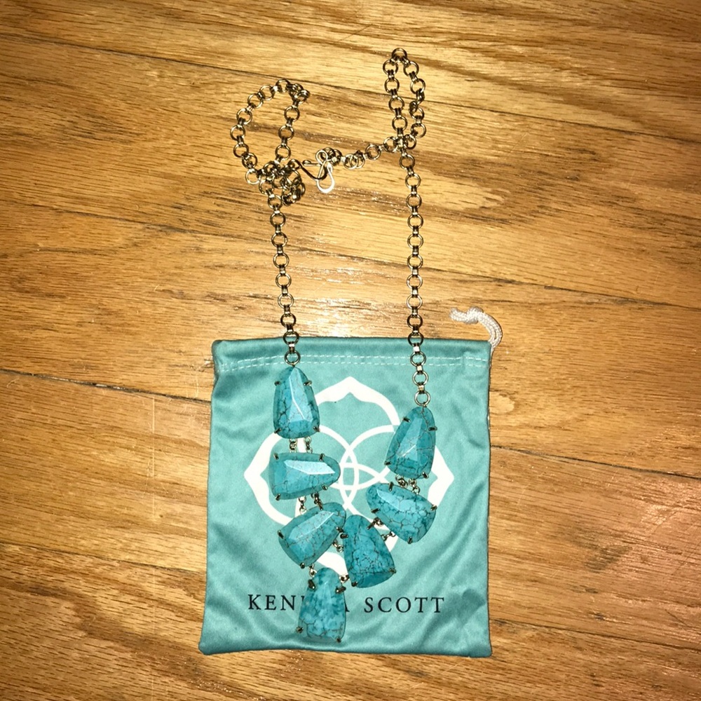 Kendra Scott Necklace