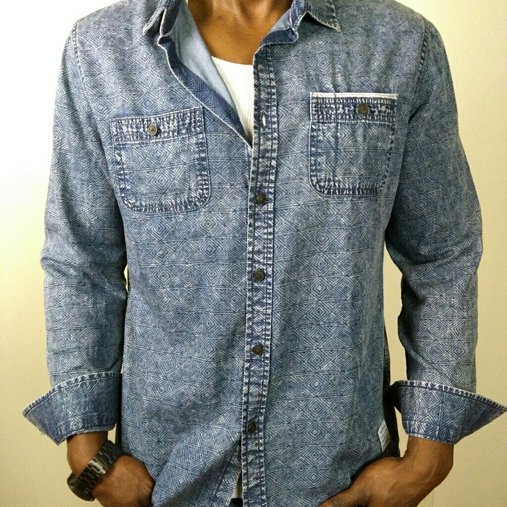 Denim toned geometric printed men's button down