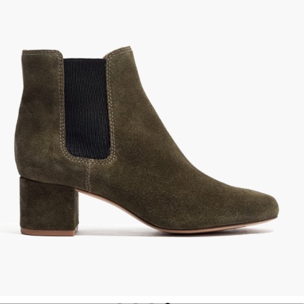 Chelsea boot in suede