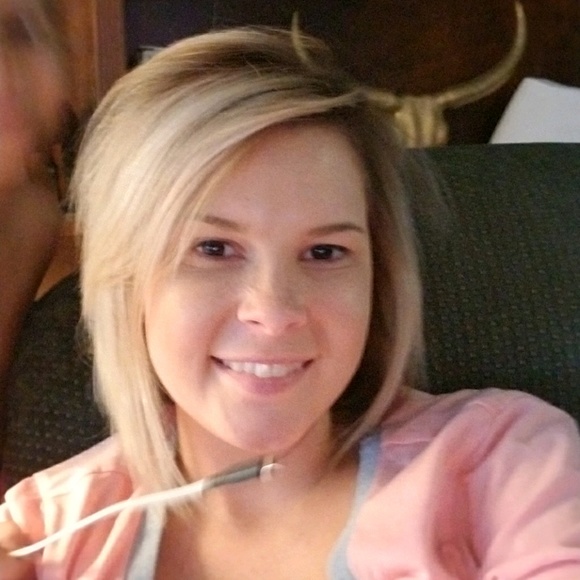 Meet your Posher, Crystle - Picture 1 of 1