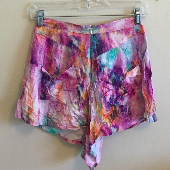 NWOT SOMEDAYS LOVIN Printed Short - Picture 3 of 3